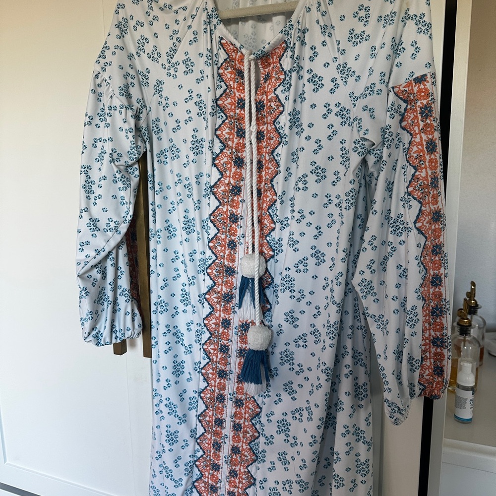 Floral Boho Dress with Tassels UPF 50+
Good used condition
Some tassel wear